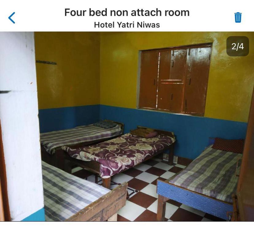 Hotel Yatri Niwas Varanasi Luaran gambar
